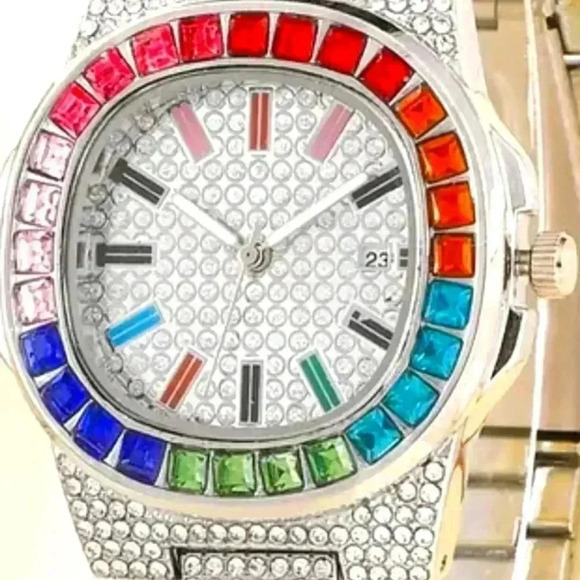 Rhinestone  Round Quartz Watch &  Bracelet..fancy...limited edition..NWT - Picture 4 of 6